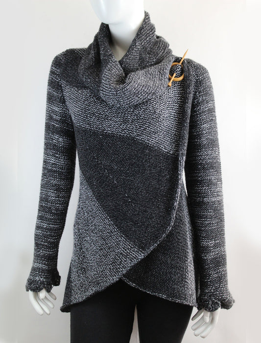 Unique Handmade Cardigan Natural Alpaca color Black Gray and white threads alpaca Wool SQUARES DESIGN Hooded Coat Tailored Cardigan Knitted Open Hoodie