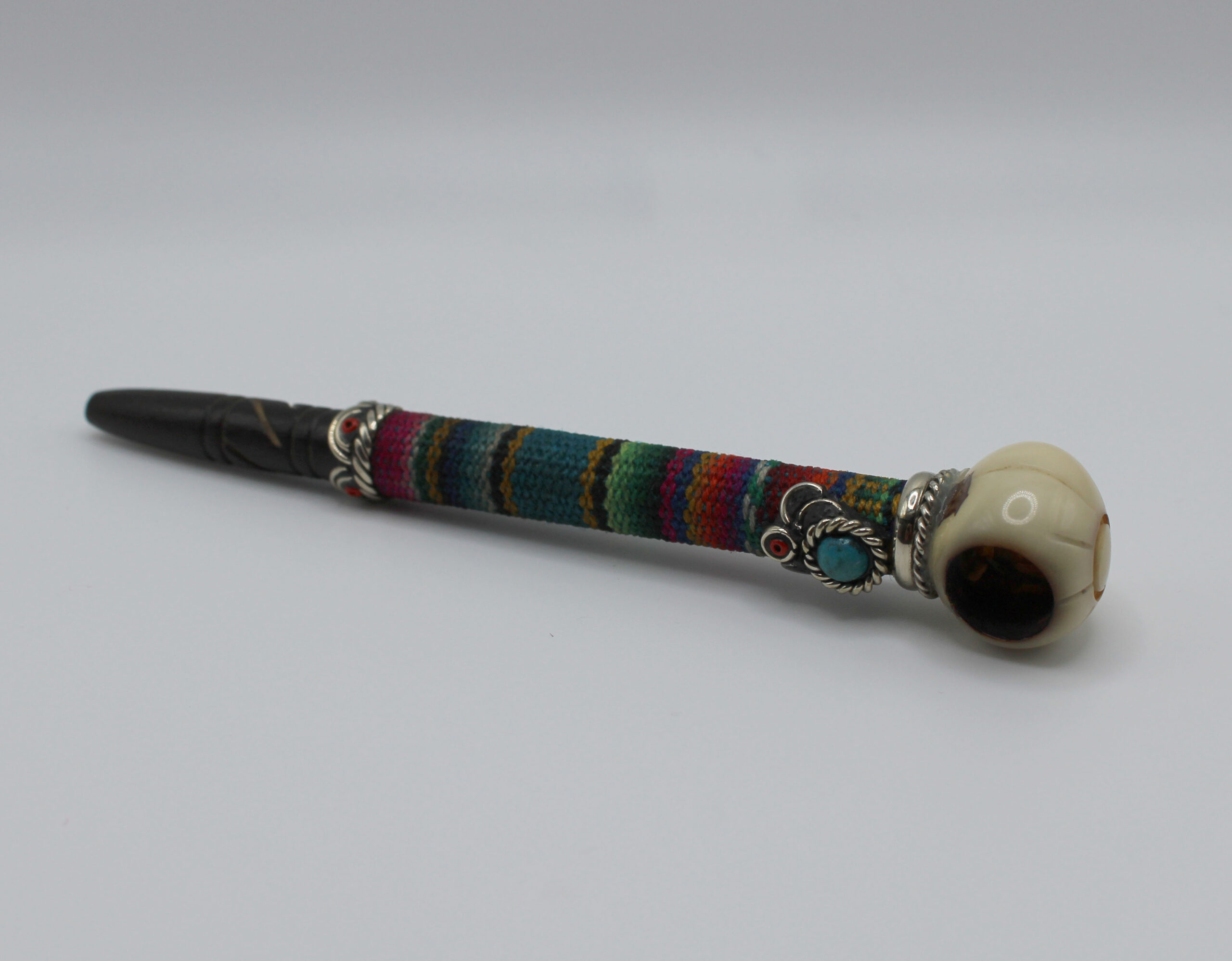 Handmade tobacco pipe hand carved with a tahua seed - Image 3